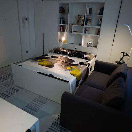 شقة Stylish Mini In The Heart Of Milano الغرفة الصورة