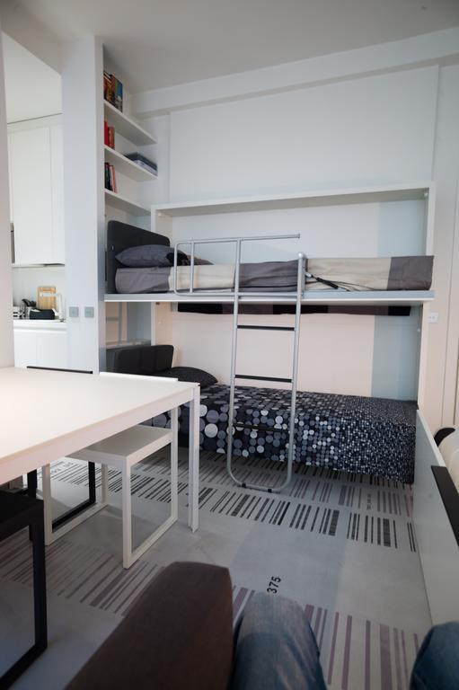 شقة Stylish Mini In The Heart Of Milano الغرفة الصورة